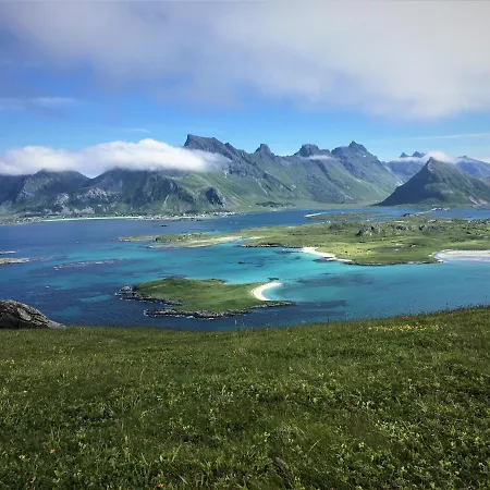 Heloise's בית אירוח Fredvang