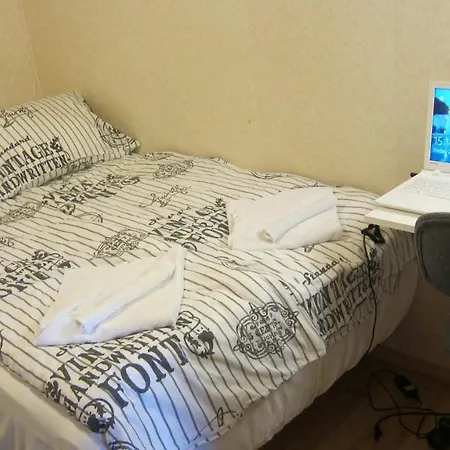 בית אירוח Heloise's Fredvang