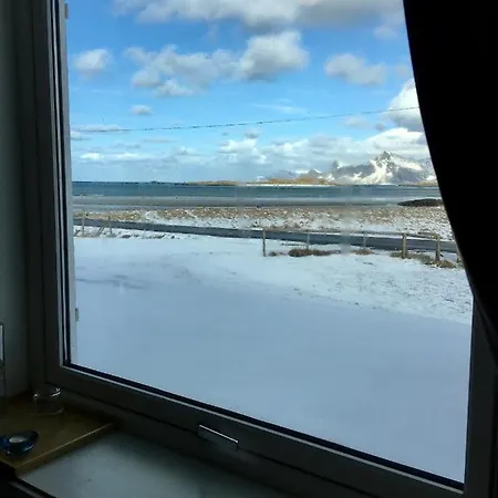 בית אירוח Heloise's Fredvang