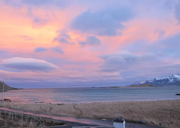 Heloise's منزل للإقامة Fredvang